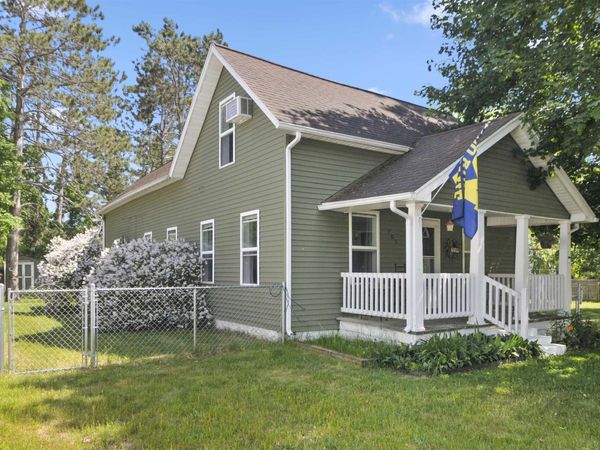 705 Sunnyside Drive, Cadillac, MI 49601