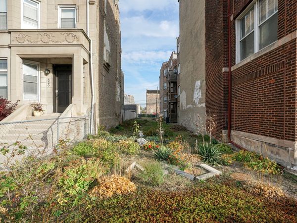 428 E 44th Street , Chicago, IL 60653