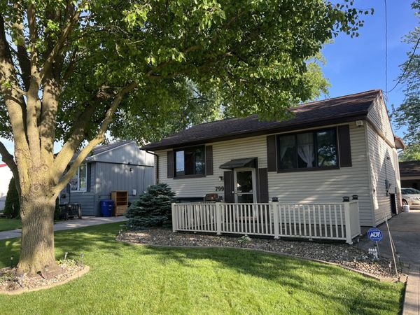 799 Vancouver Drive, Marion, OH 43302