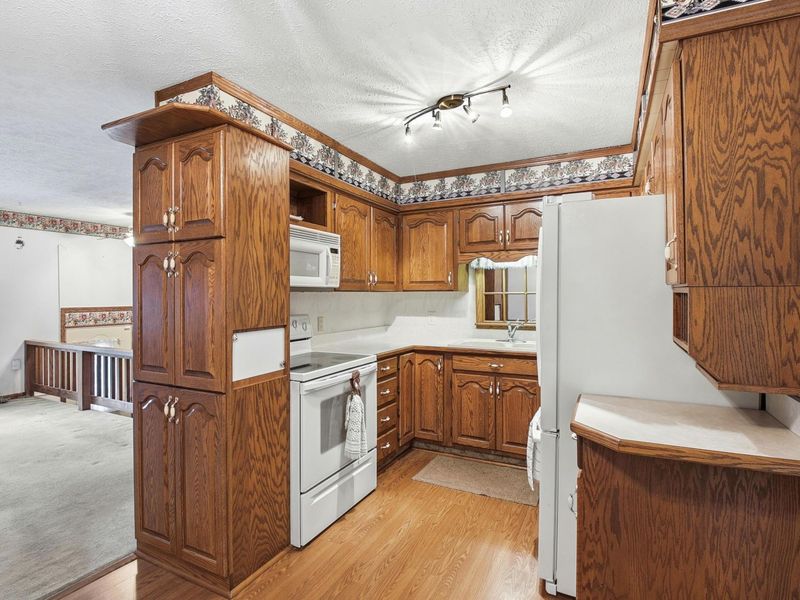 799 Vancouver Drive, Marion, OH 43302 Photo 11
