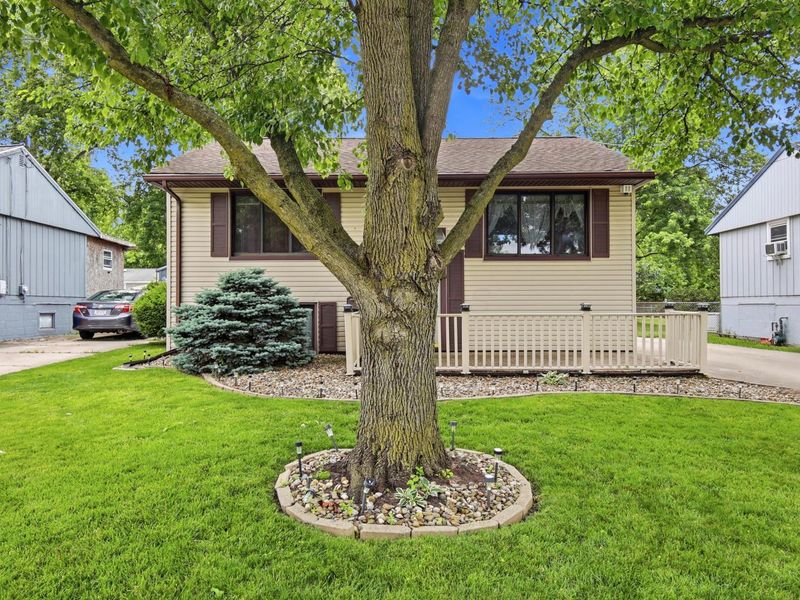 799 Vancouver Drive, Marion, OH 43302 Photo 2