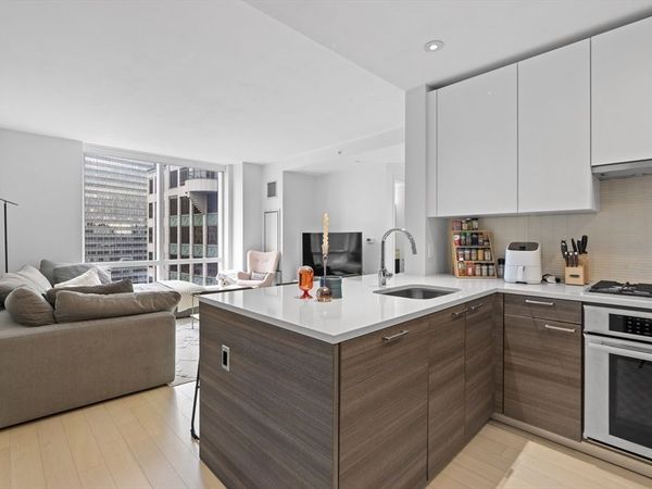 1 Franklin St, Unit 2110, Boston, MA 02110