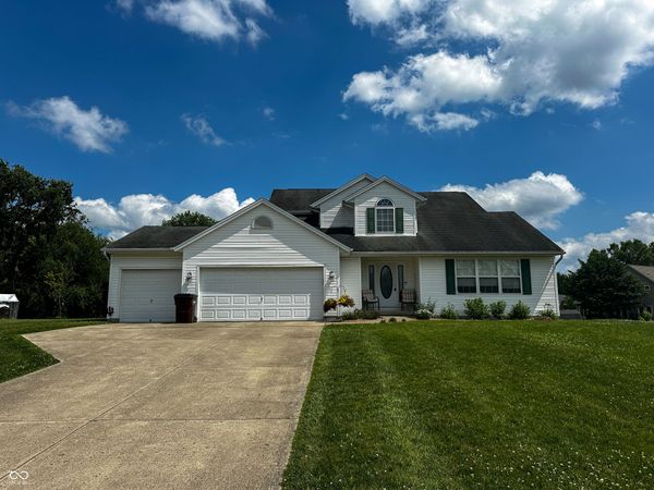 323 Woodfield Drive, Batesville, IN 47006