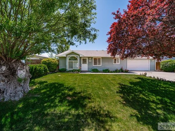 832 Wildrose Lane, BLACKFOOT, ID 83221