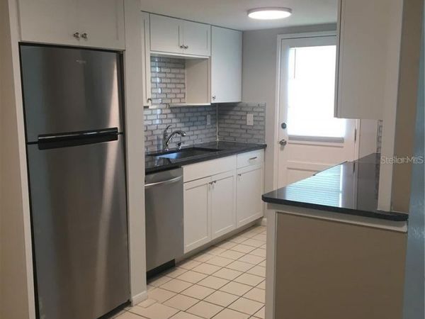 2 N FERNWOOD AVENUE , Unit 7, CLEARWATER, FL 33765