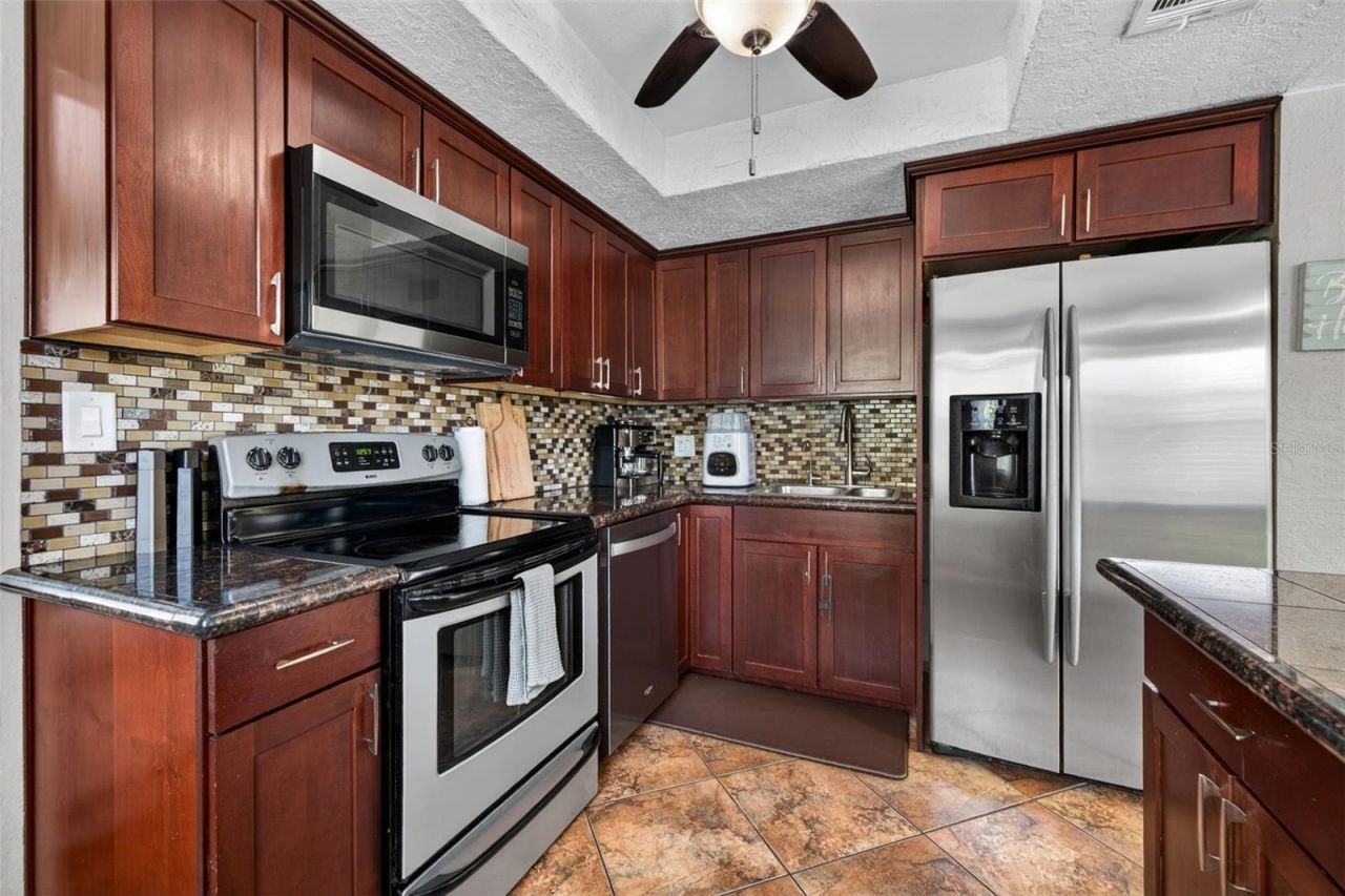3221 14th Street N, Saint Petersburg, FL 33704 Photo