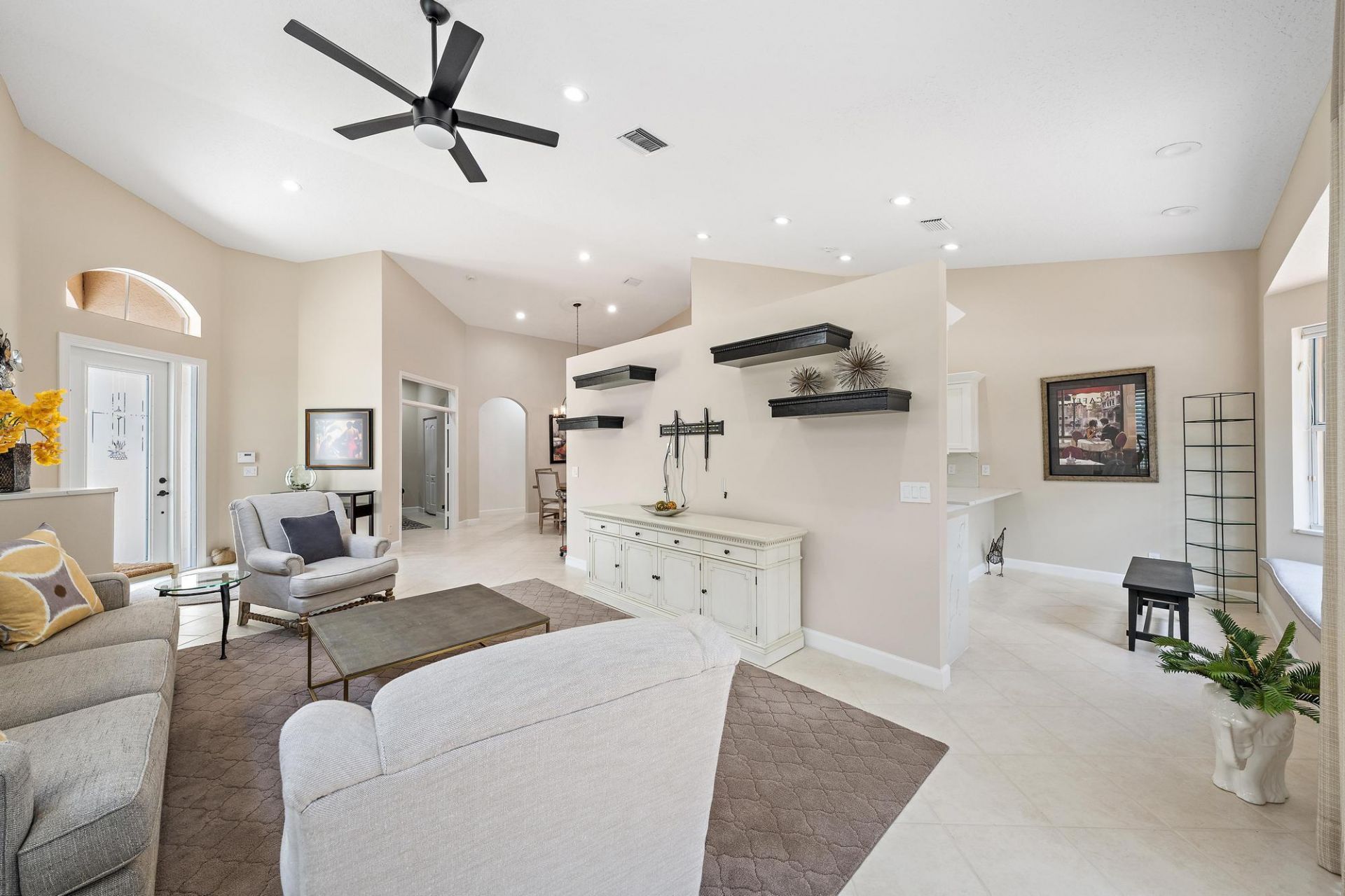 8164 Sandpiper Way, West Palm Beach, FL 33412 Photo