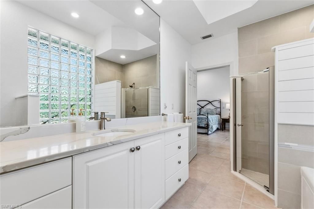 657 Soliel Dr , Naples, FL 34110 Photo