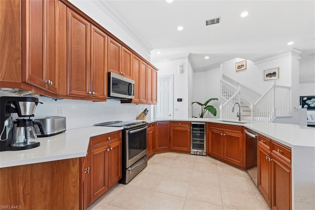 657 Soliel Dr , Naples, FL 34110 Photo