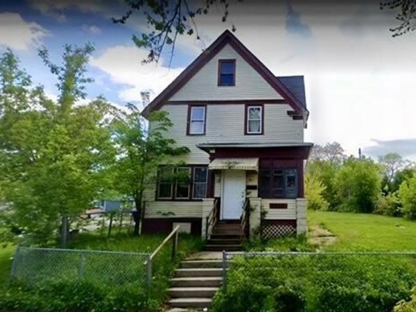 2034 N 37th STREET, Milwaukee, WI 53208