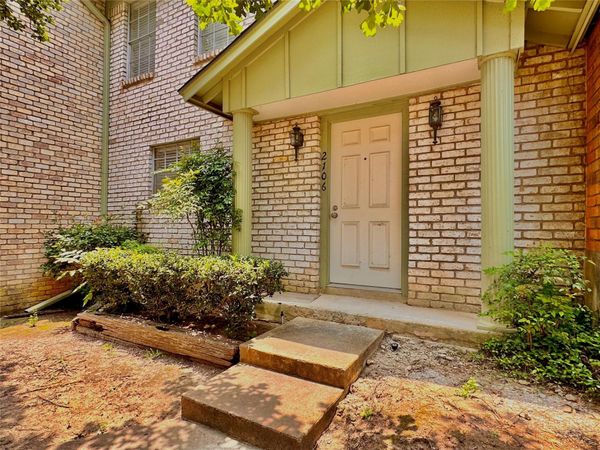 2106 Kippling DR, Austin, TX 78752