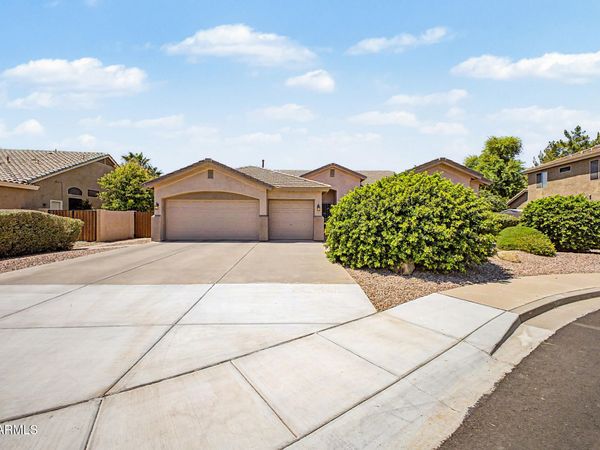 2263 E WATERVIEW Place, Chandler, AZ 85249