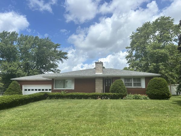 570 E Amsler Road , Rensselaer, IN 47978