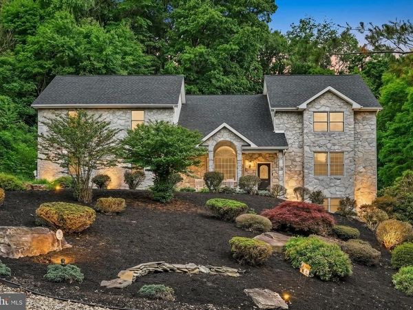 1289 OAK TERRACE LANE , POTTSVILLE, PA 17901