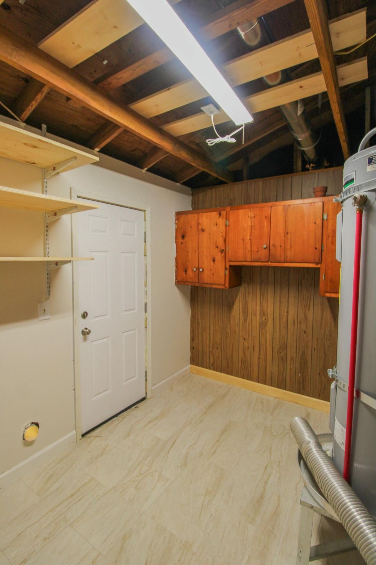 305 Millcreek Drive Photo 18