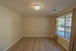 305 Millcreek Drive photo 4