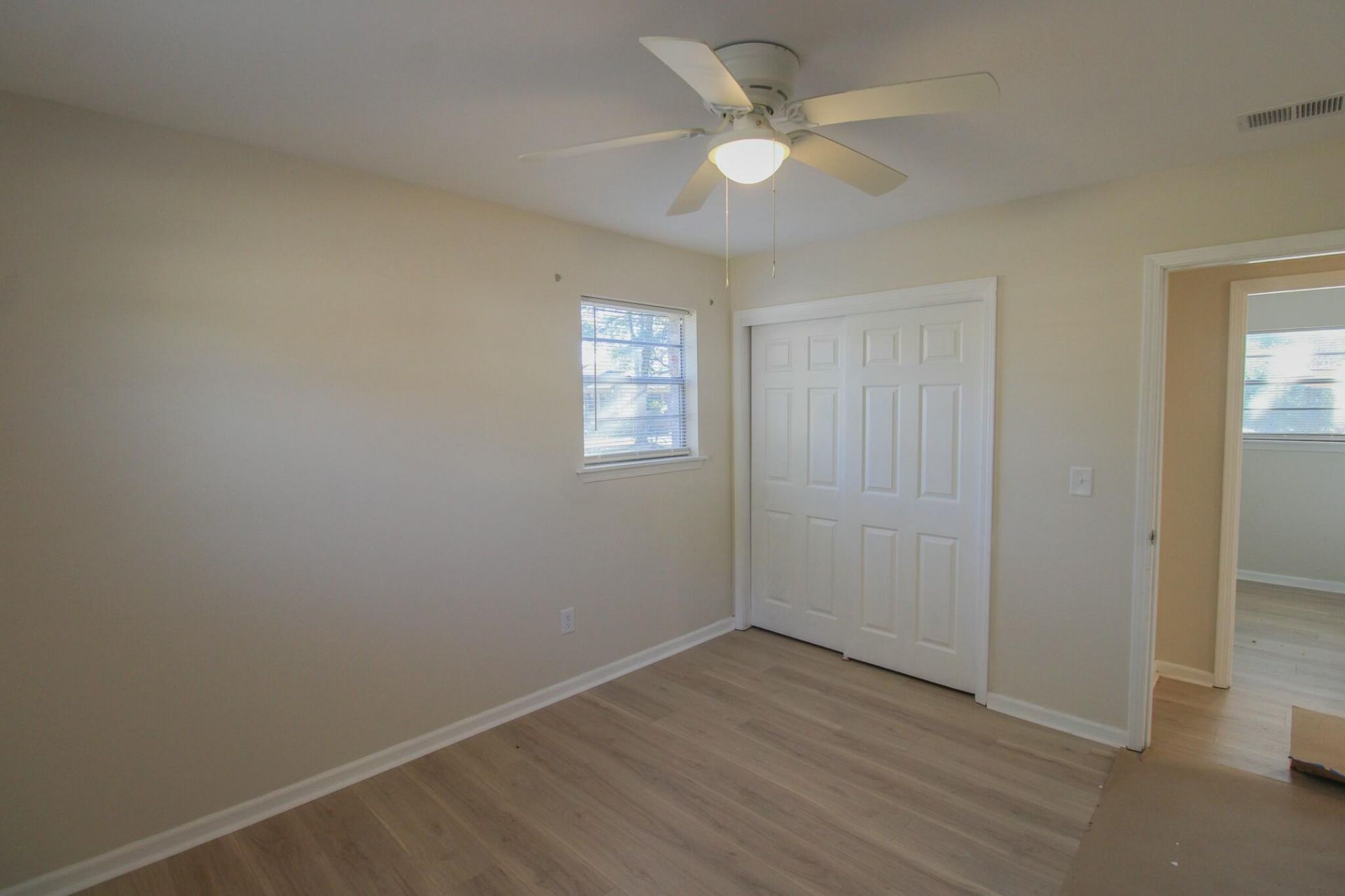305 Millcreek Drive Photo 8
