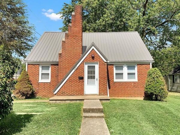 213 Grandview Avenue , Glasgow, KY 42141