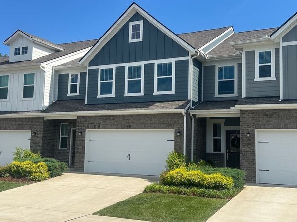 5045 Percival Dr , Gallatin, TN 37066