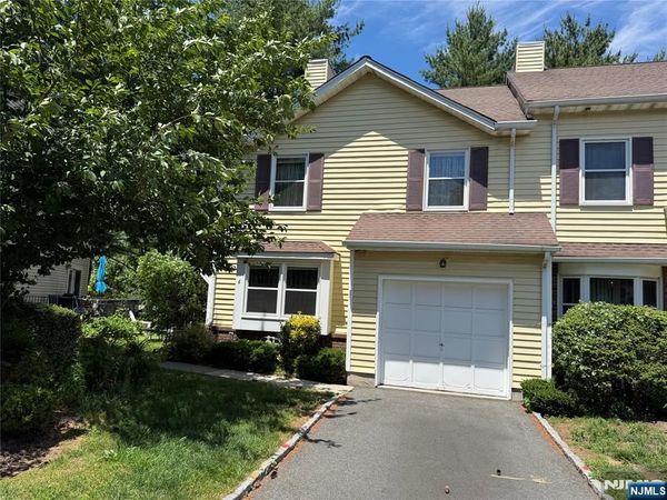 6 Chris Court 6, Unit 6, FAIRLAWN, NJ 07410