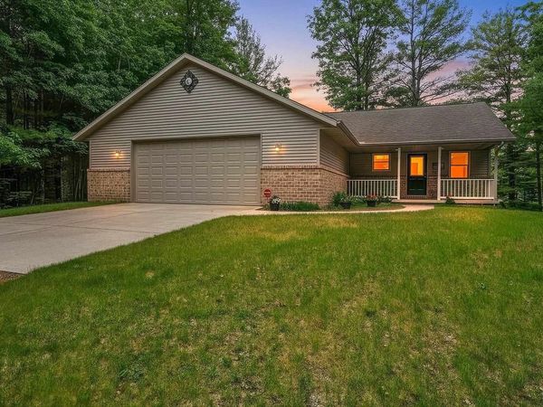 12055 UP NORTH LANE, Crivitz, WI 54114