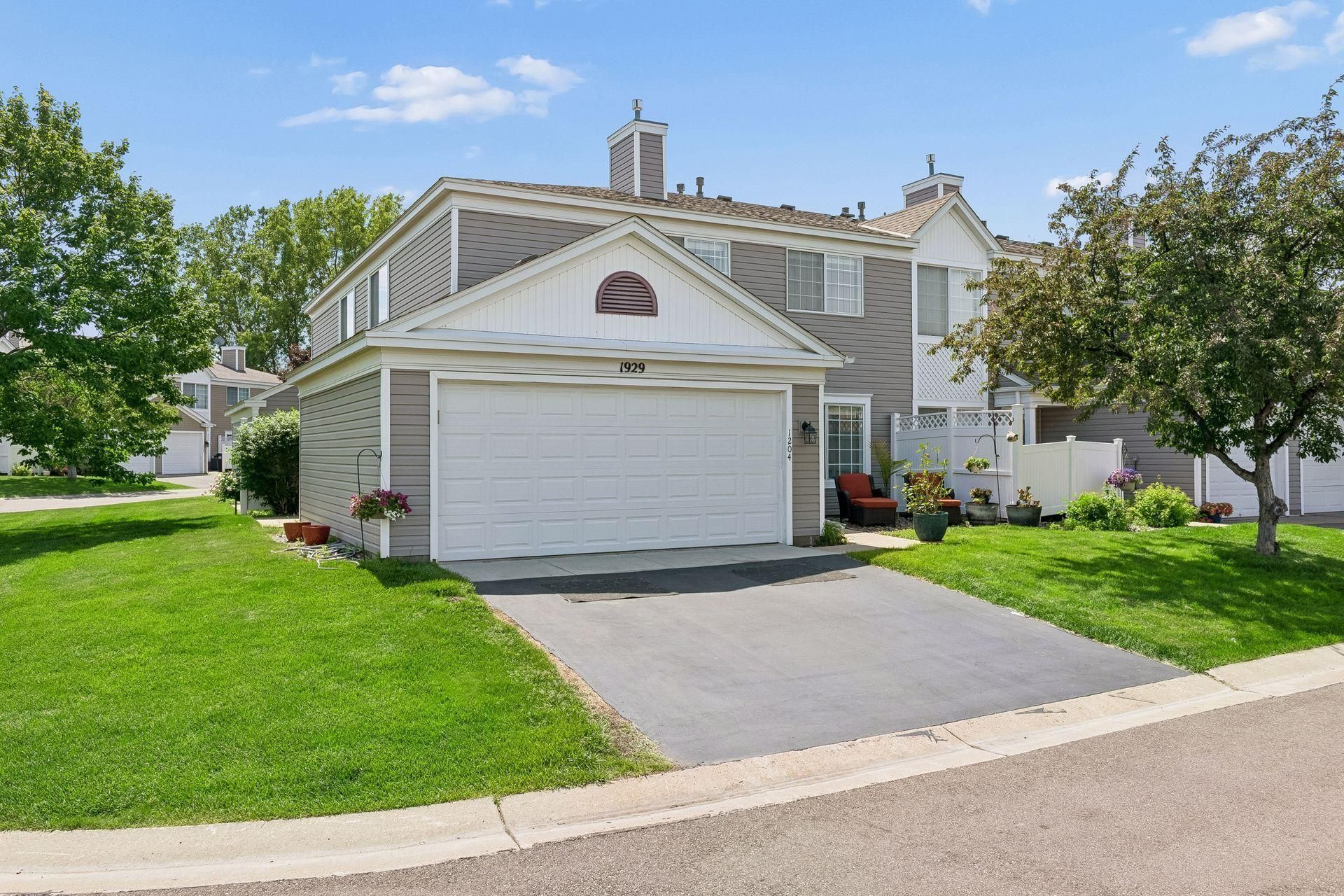 1929 Southcross Drive W, Burnsville, MN 55306