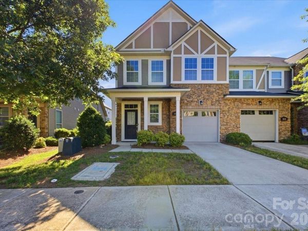 5618 Stonewells Drive, Charlotte, NC 28278