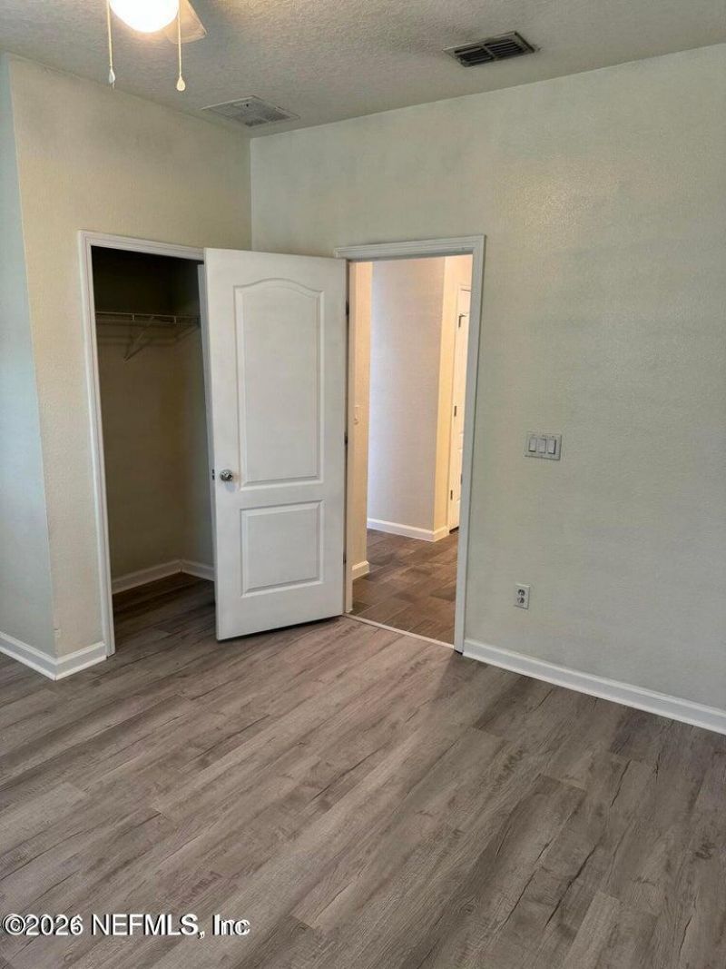 15704 Stedman Lake Drive, Jacksonville, FL 32218 Photo