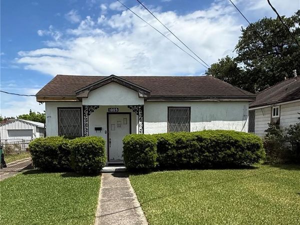 1005 RIDGELAKE Drive , Metairie, LA 70001
