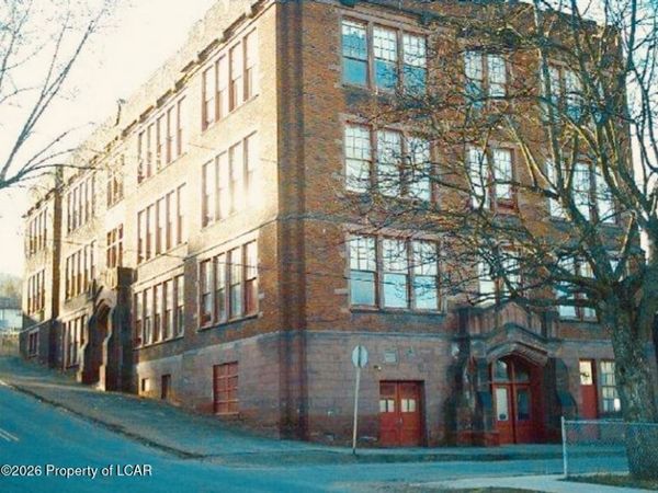 108-116 Salem Avenue, Carbondale, PA 18407
