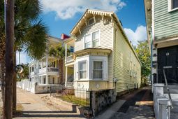 208 Calhoun Street photo 4