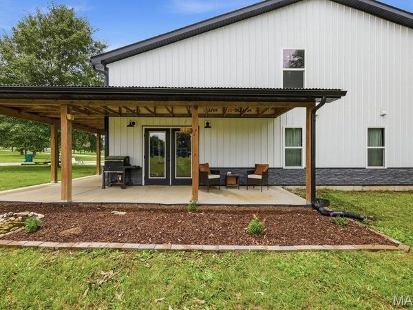 100 Briley Circle, Jonesburg, MO 63351