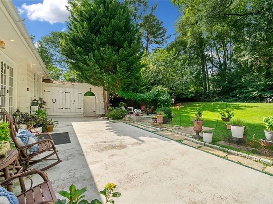 Property Image 4