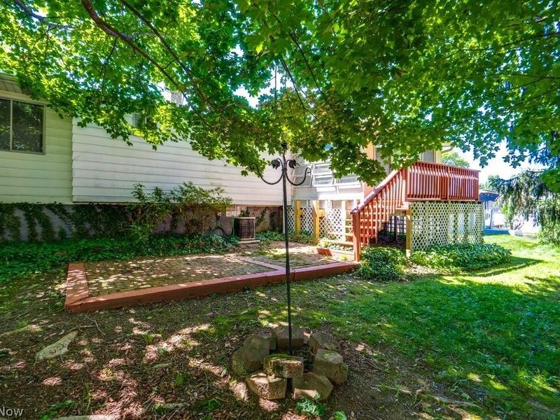 209 Shiawassee Avenue, Akron, OH 44333 Photo 28