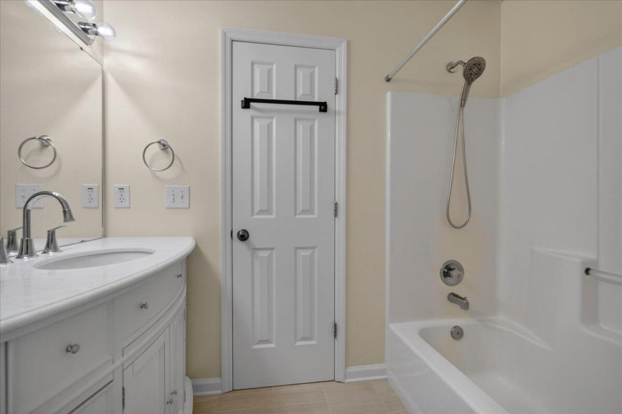 1082 Old Battery Circle Photo 27