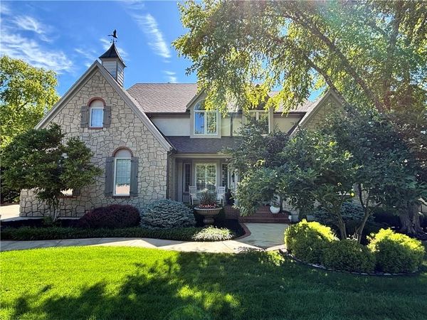 14107 Manor Road, Leawood, KS 66224