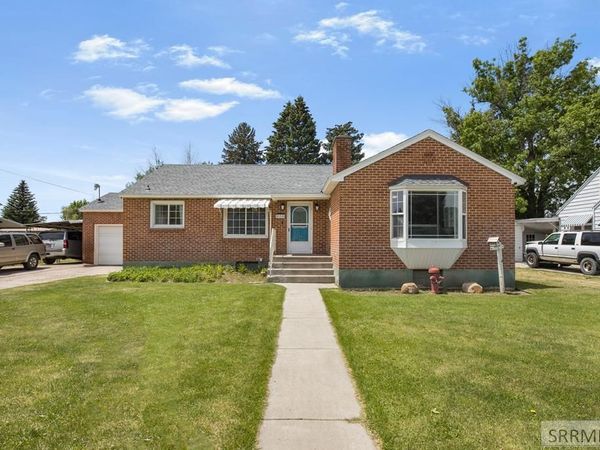 810 S Main Street, GRACE, ID 83241