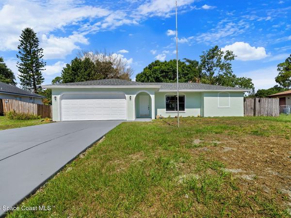874 Tyrol Avenue NW , Palm Bay, FL 32907