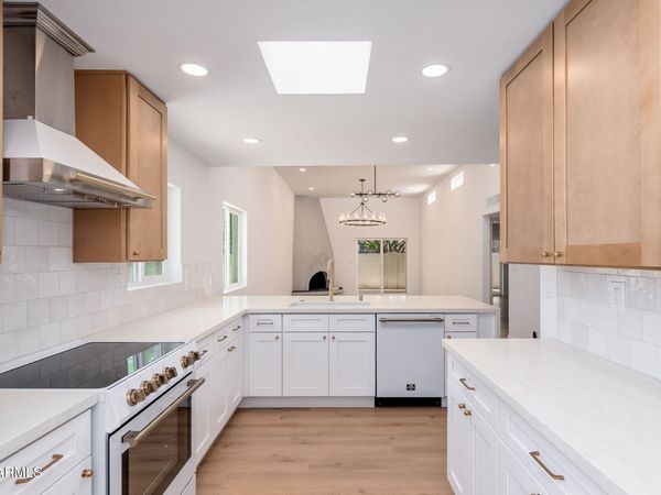 3401 N 37TH Street, Unit 9, Phoenix, AZ 85018