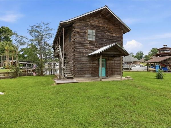 32535 RAINY Lane , Springfield, LA 70462
