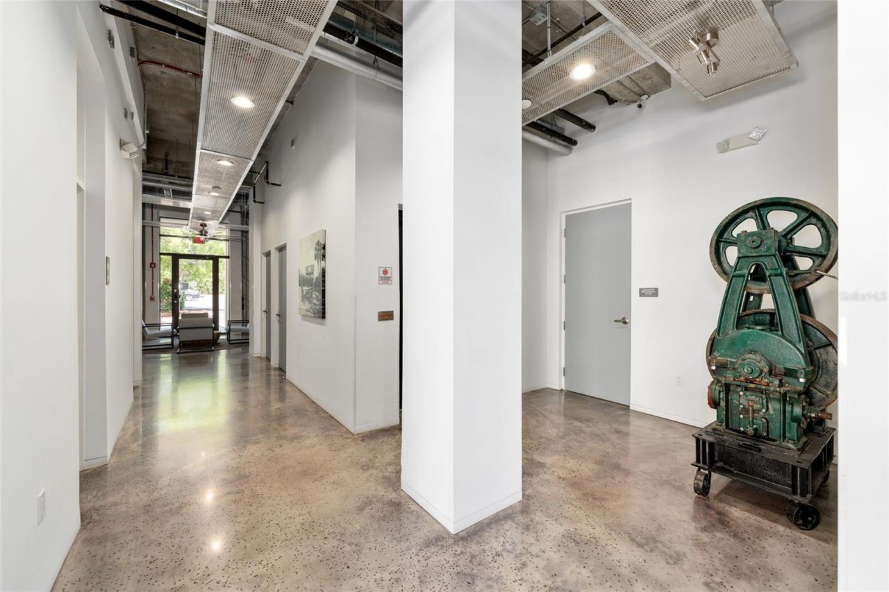 302 SE Broadway Street, Unit 330, Ocala, FL 34471 Photo
