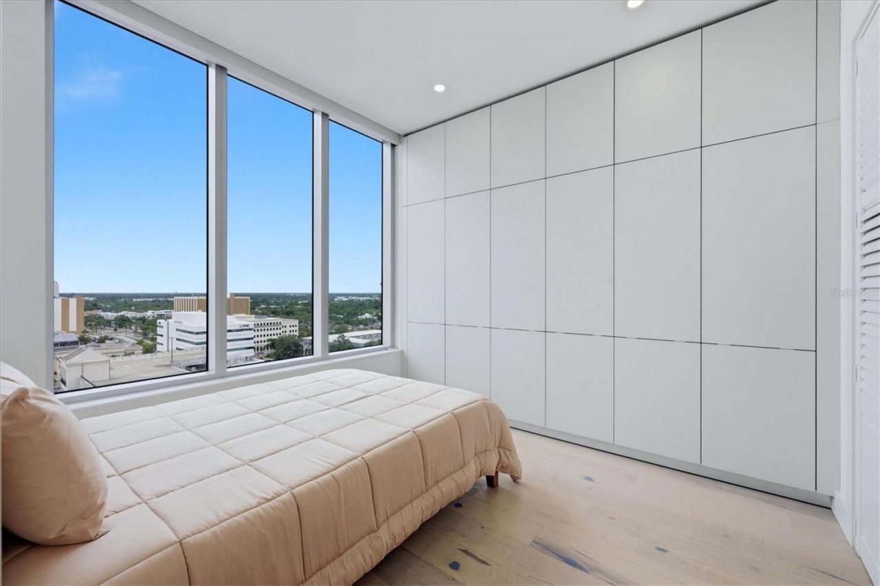 111 S Pineapple Avenue, Unit 1103, Sarasota, FL 34236 Photo