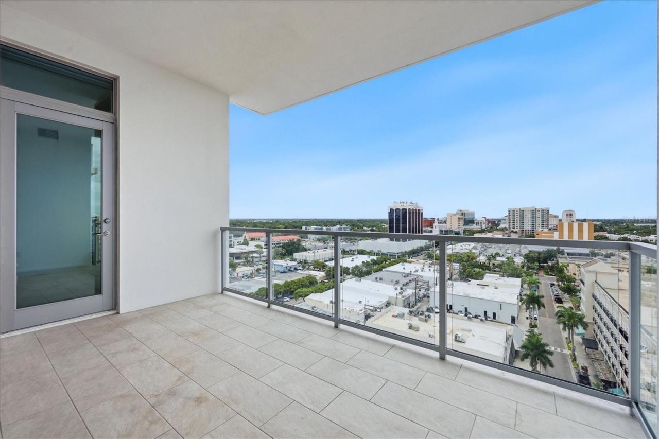 111 S Pineapple Avenue, Unit 1103, Sarasota, FL 34236 Photo