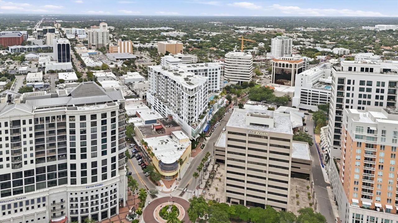 111 S Pineapple Avenue, Unit 1103, Sarasota, FL 34236 Photo