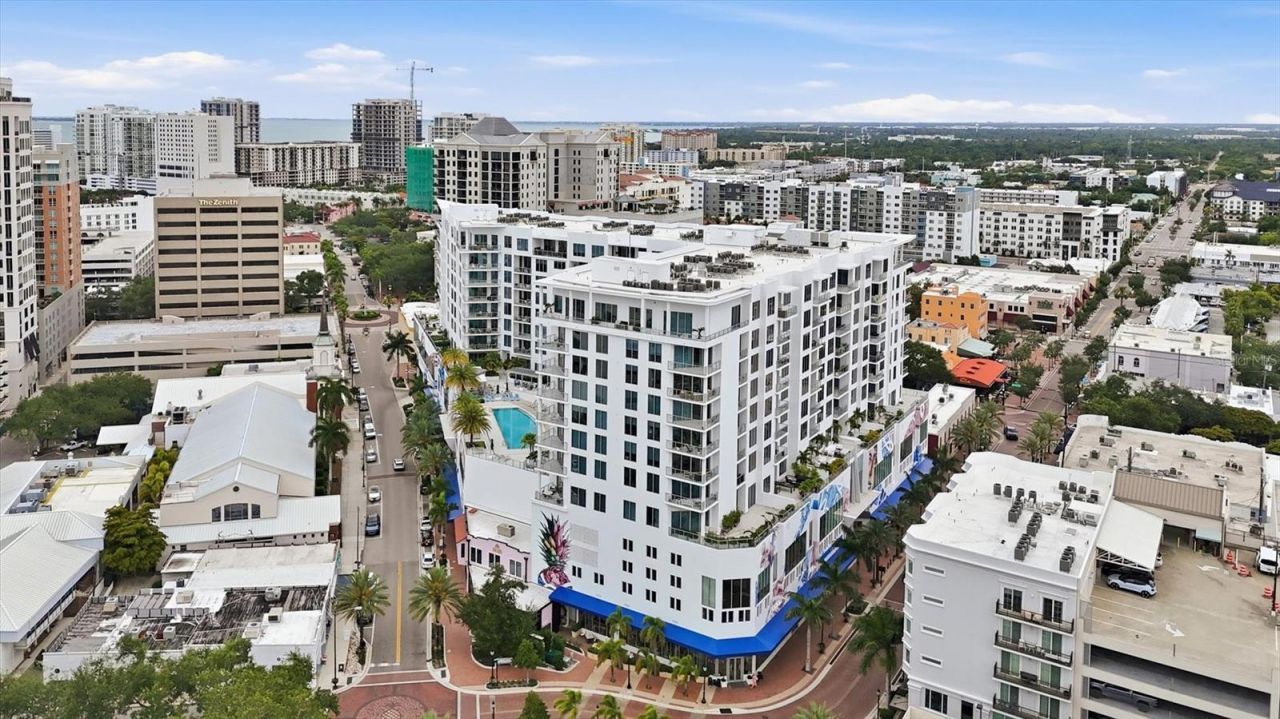 111 S Pineapple Avenue, Unit 1103, Sarasota, FL 34236 Photo