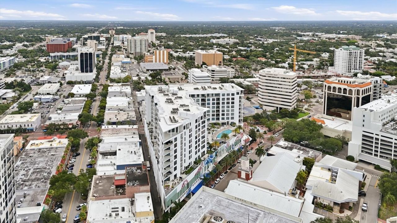 111 S Pineapple Avenue, Unit 1103, Sarasota, FL 34236 Photo