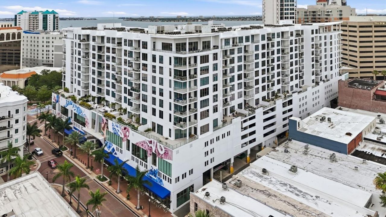 111 S Pineapple Avenue, Unit 1103, Sarasota, FL 34236 Photo