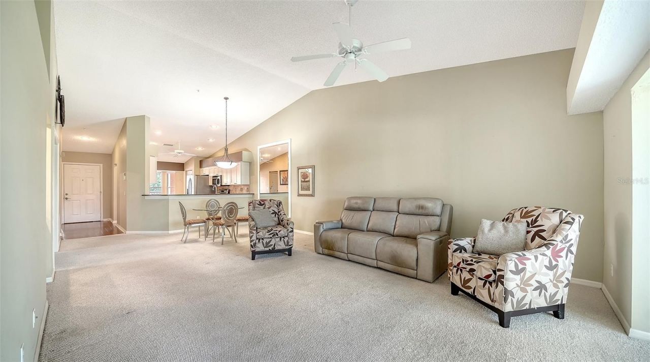 9641 Castle Point Drive, Unit 1226, Sarasota, FL 34238 Photo