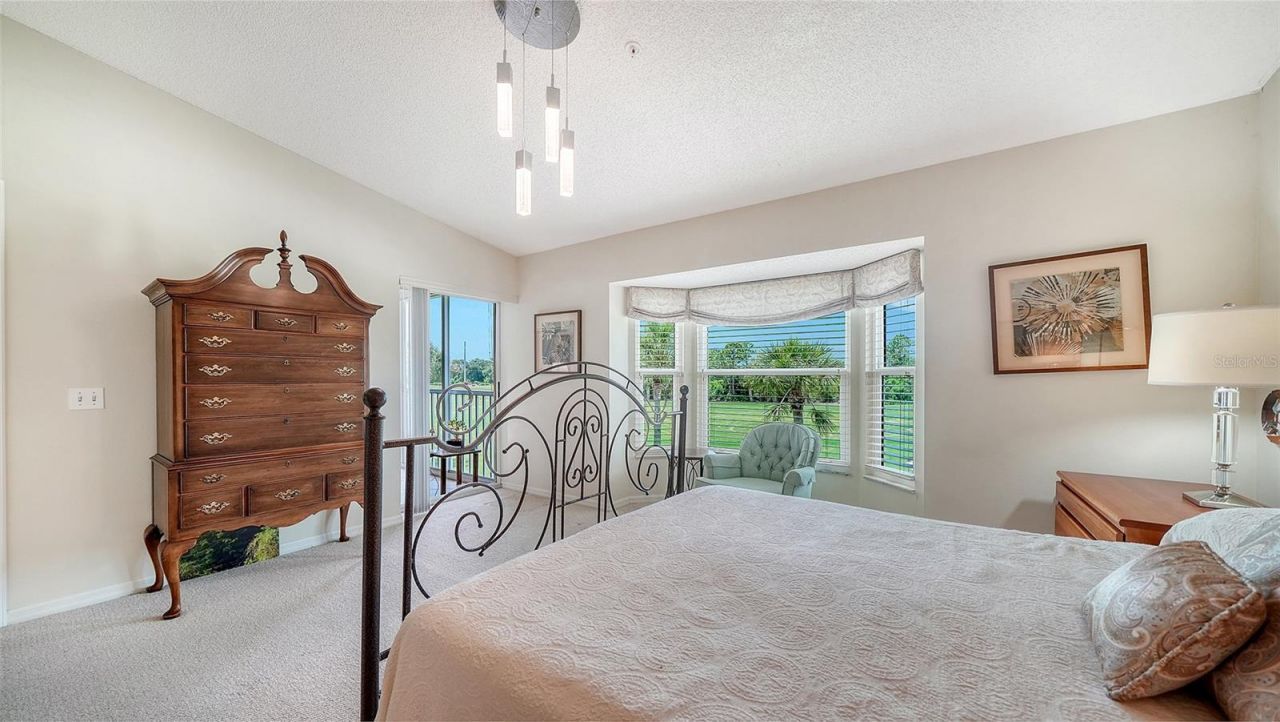 9641 Castle Point Drive, Unit 1226, Sarasota, FL 34238 Photo