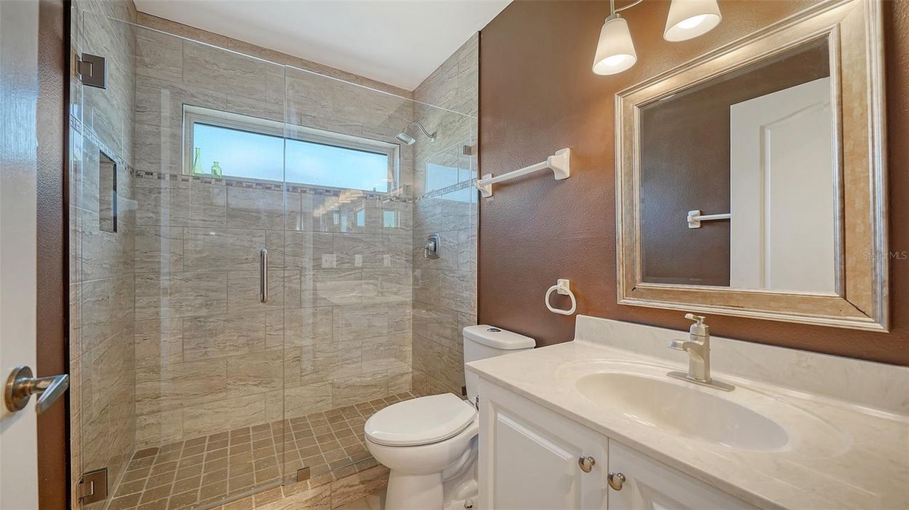 9641 Castle Point Drive, Unit 1226, Sarasota, FL 34238 Photo
